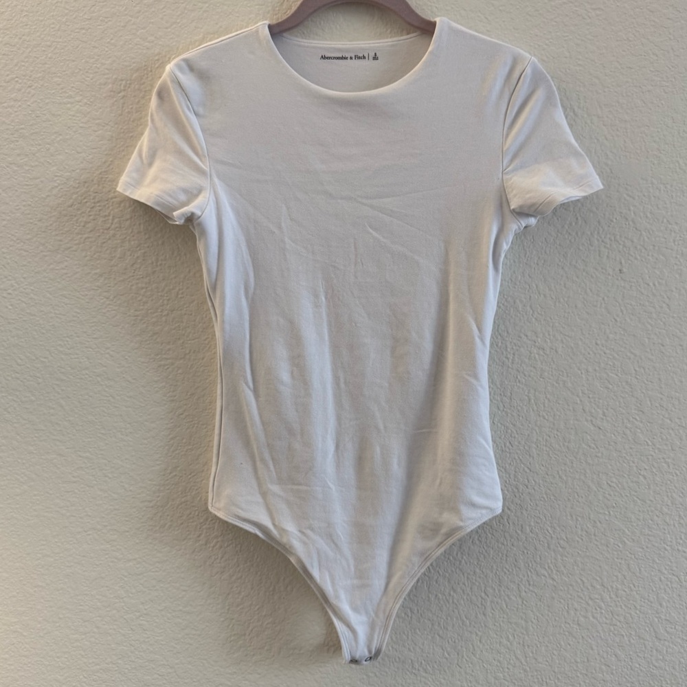 Abercrombie & Fitch White Short Sleeve Bodysuit